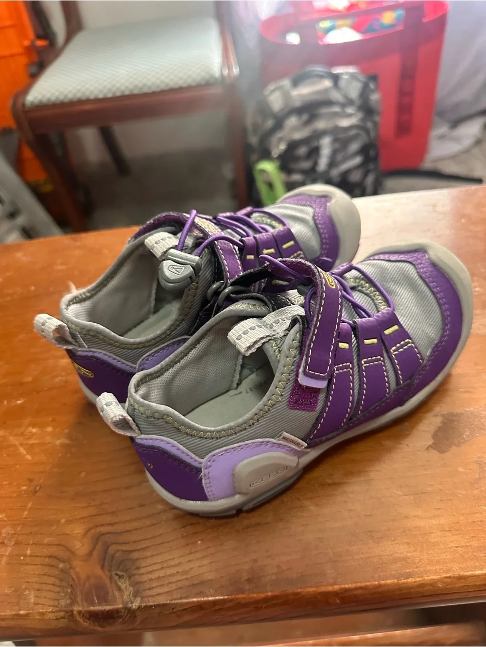 Toddler girl outdoor keen shoes